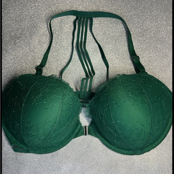 Victoria's Secret Other - Victoria's Secret Emerald Green Push-Up Bra with Decorative Charm